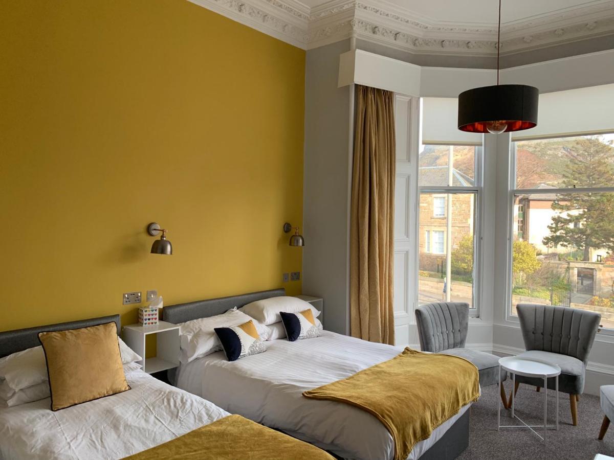 Clan Walker Guest House Единбург Екстериор снимка